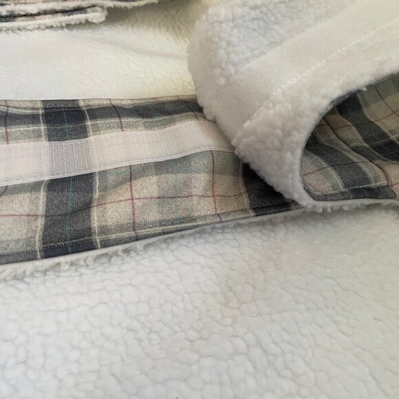 Show & Tail Dog Coat - Picture 12 of 12